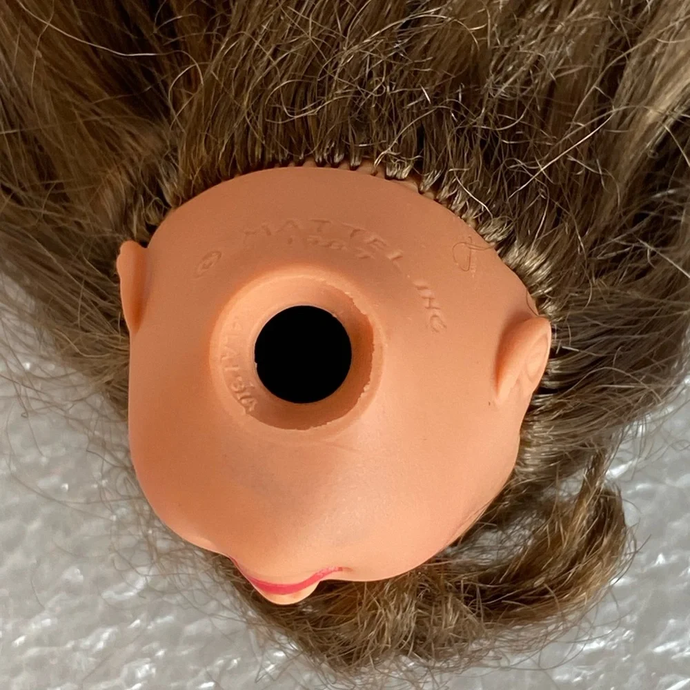 Vintage 1990s Barbie COURTNEY Doll Brown Long Hair - HEAD Replacement Only